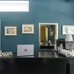 White krevet i doručak 3*