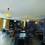 White Nocleg ze śniadaniem Trogir