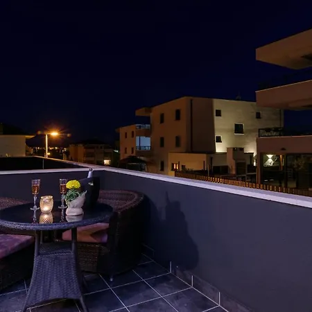 White Panzió Trogir