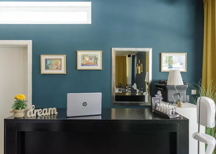 White Alojamento de Acomodação e Pequeno-almoço 3*