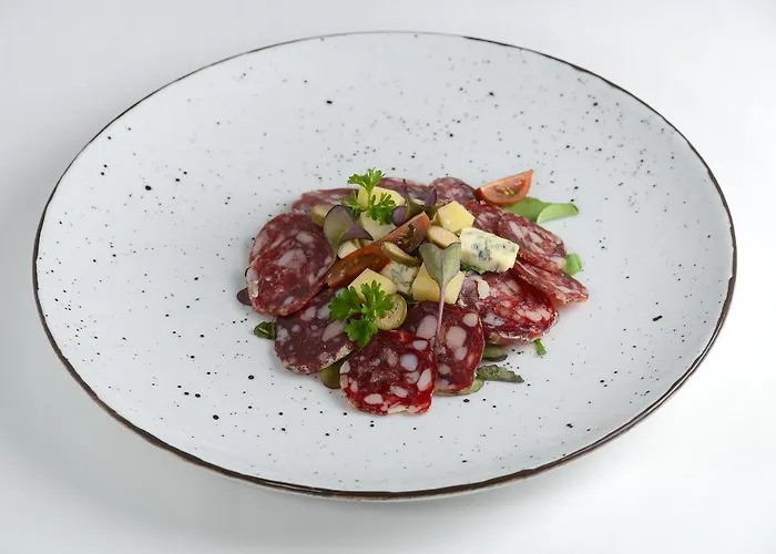 White Alojamento de Acomodação e Pequeno-almoço Trogir