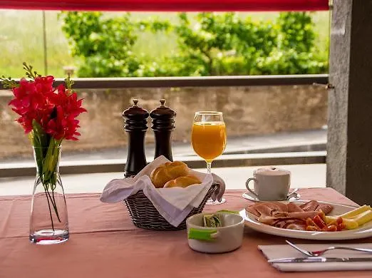 White Bed & Breakfast Trogir