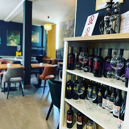 فندق مبيت وإفطار White