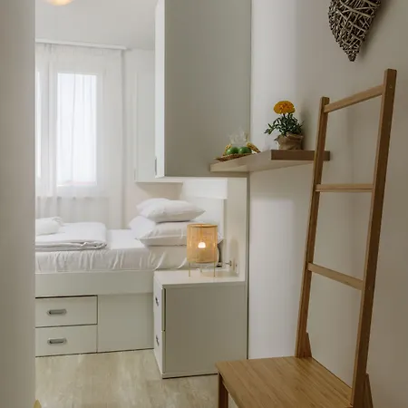 White فندق مبيت وإفطار تروغير